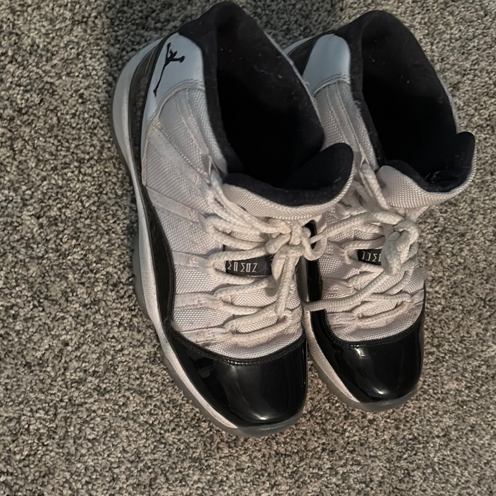 Jordan Men's Shoes - Black and White